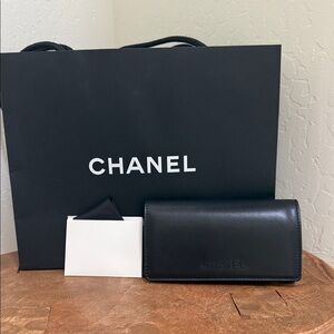 NEW Authentic CHANEL Black  Quilted Leather Sunglasses Case